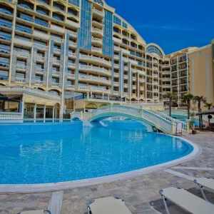 Hotel Imperial Palace