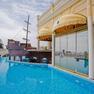 Hotel Imperial Palace