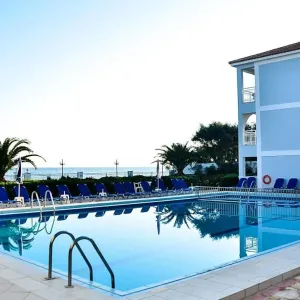 Hotel Meridien Beach