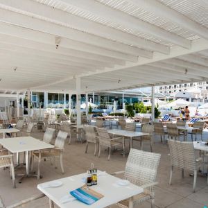 Hotel Vrissiana Beach