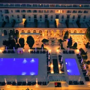 Hotel Iaki