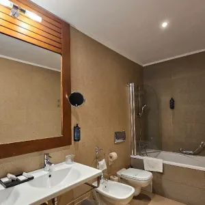 Hotel Iaki