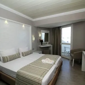 Hotel Sahara Beach Aquapark Resort