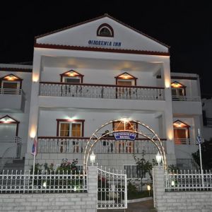Hotel Philoxenia Inn