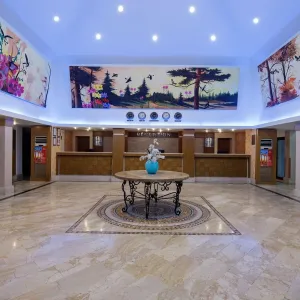 Hotel Crystal Flora Beach Resort