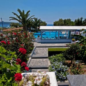 Hotel Zefiros Beach (Mykali)