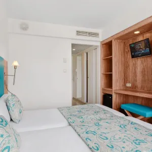 Alua Gran Camp de Mar