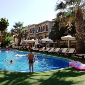 Hotel Kalyves Beach