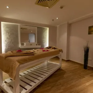 Hotel Tiran Island