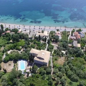 Hotel Ipsos Beach