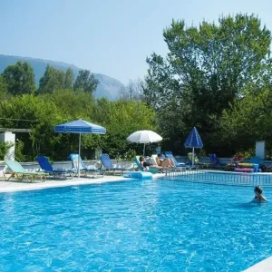 Hotel Ipsos Beach