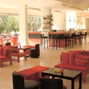 Hotel Ipsos Beach