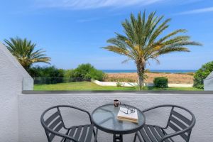 Hotel Nirvana Beach