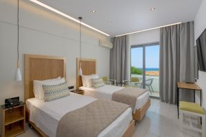Hotel Nirvana Beach