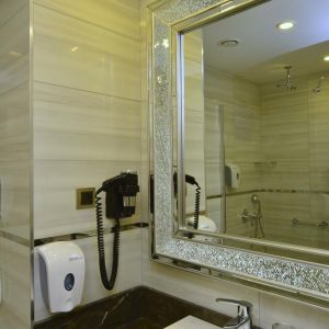 Azura Deluxe Resort and Spa