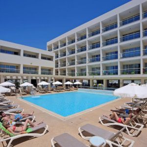 Nelia Gardens