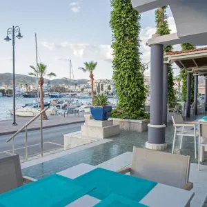 Hotel Kosta Palace