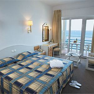 Hotel Louis Regency Beach