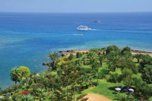 Hotel Crystal Springs Beach