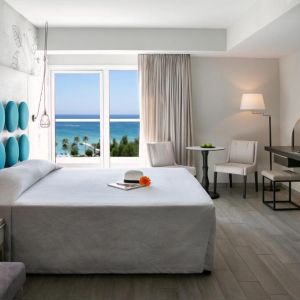Vangelis Hotel and Suites