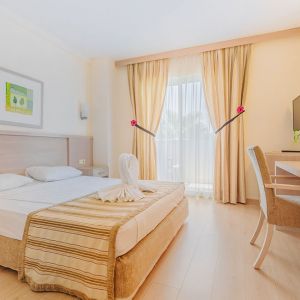 Hotel Sural Resort