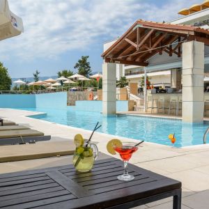 Hotel Olympian Bay