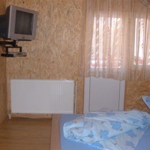 Pensiunea La Casa Alba