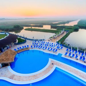 Pensiunea Peninsula Resort