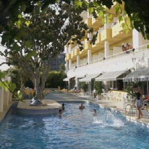 Hotel Augusta Club