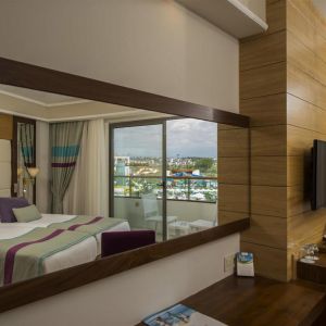 Hotel Dream World Aqua Resort