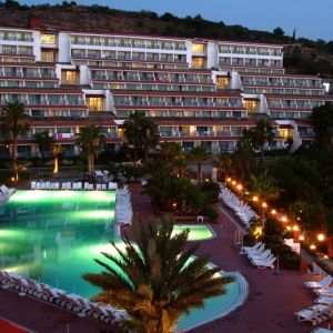 Hotel Pine Bay Holiday Resort