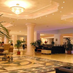 Hotel Phoenicia Grand