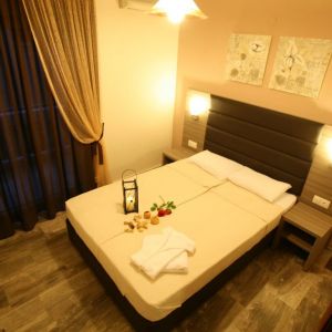 Kostas Hotel Aparthotel