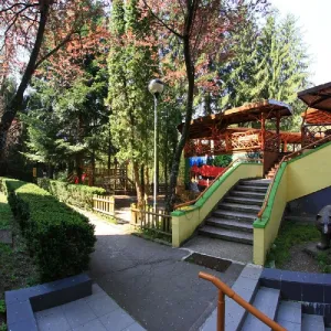 Hotel Alunis