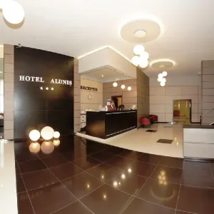 Hotel Alunis