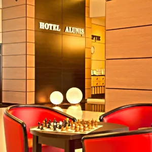 Hotel Alunis
