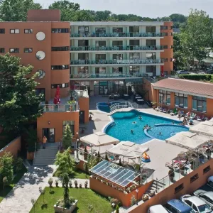Hotel Saturn