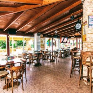 Yiannis Manos Resort Hotel