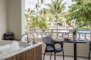 Hotel Ocean Blue and Sand Beach Resort