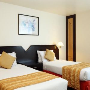 Hotel Avari Apartments