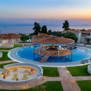 Hotel Ajul Luxury and Spa Resort