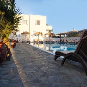 Hotel Alexandra Studios and Apartaments