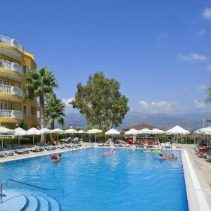Club Paradiso Hotel and Resort