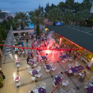 Hotel Armas Beach