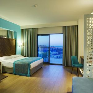 Terrace Elite Resort Side