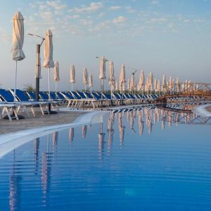 Pensiunea Peninsula Resort