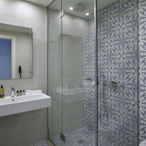 Vasia Boulevard Boutique (Adults Only)