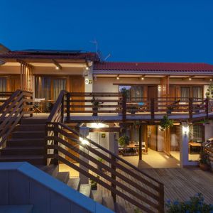 Ekati Mare Hotel and Suites