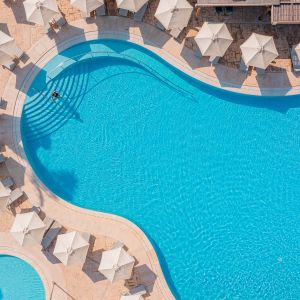 Hotel Louis Althea Beach