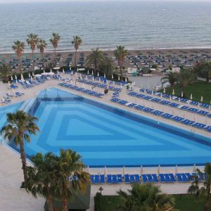 Hotel Adora Golf Resort